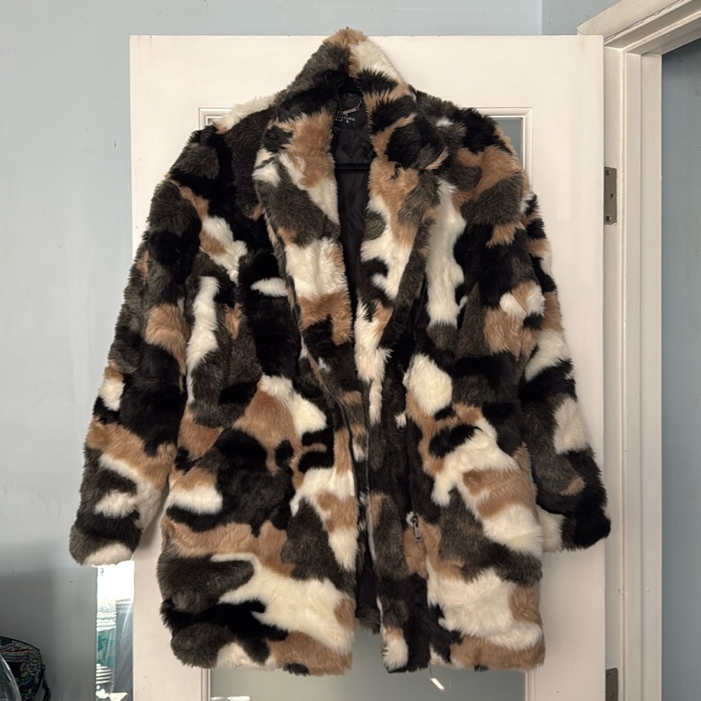 Boutique Luxury Camo Coat🌟🎶